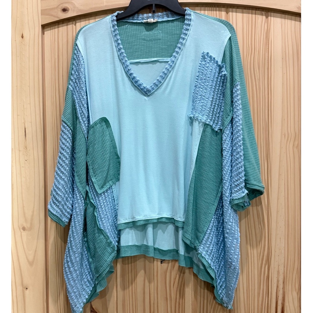 POL Clothing Patchwork Mixed Media V-Neck Top Blue Green Boho FKT887 Small